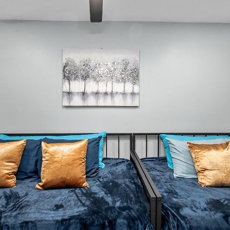 Appartement Warm Heights 2Br With Pool & Free Parking à Houston Extérieur photo