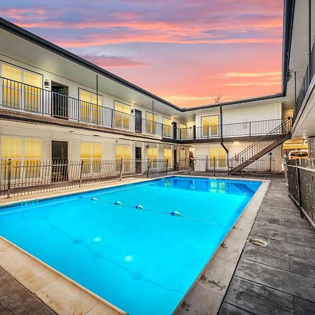Appartement Warm Heights 2Br With Pool & Free Parking à Houston Extérieur photo